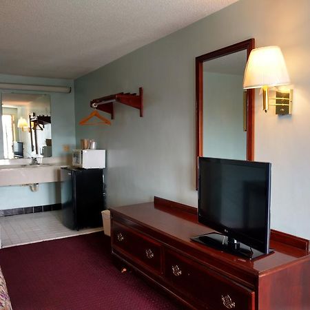 Mount Vernon Inn Sumter Buitenkant foto