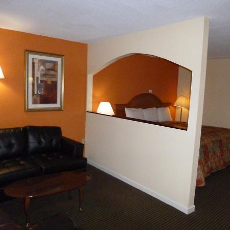Mount Vernon Inn Sumter Buitenkant foto