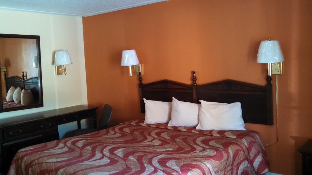 Mount Vernon Inn Sumter Buitenkant foto