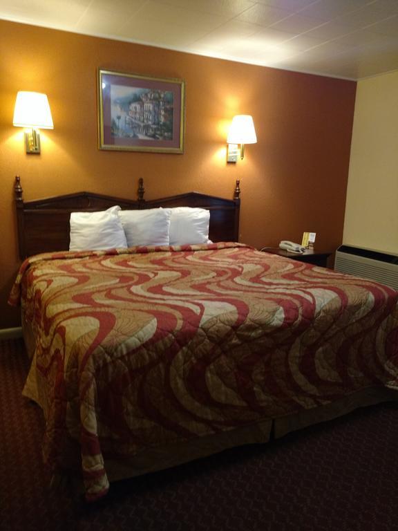 Mount Vernon Inn Sumter Buitenkant foto