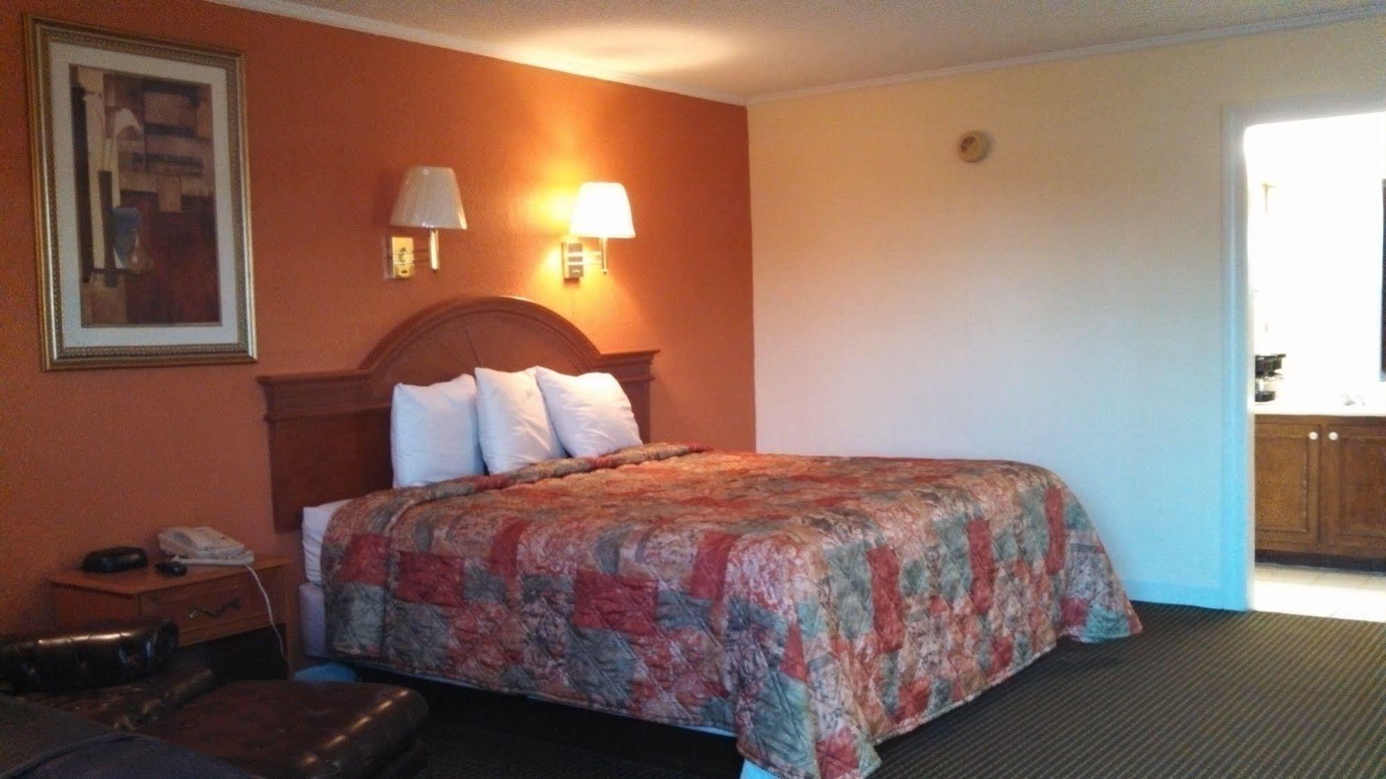 Mount Vernon Inn Sumter Buitenkant foto