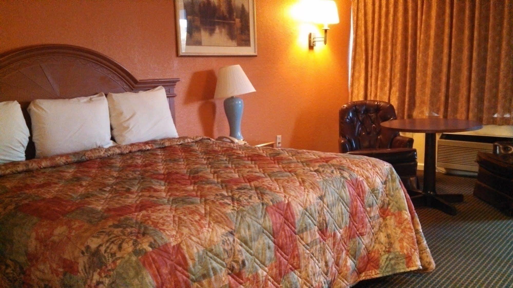 Mount Vernon Inn Sumter Buitenkant foto